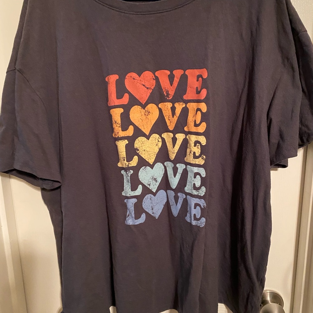 Maurice’s Multicolor Love Graphic Tee